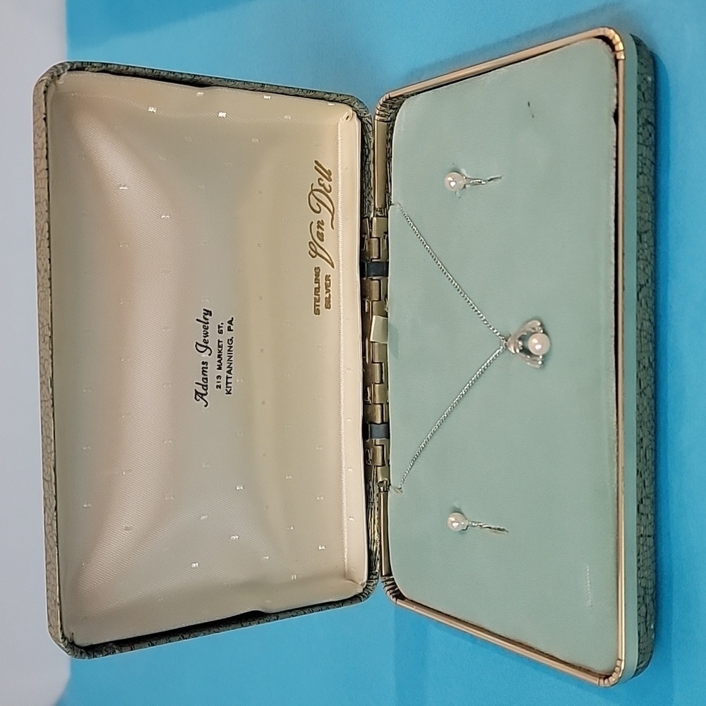 Vintage 1980s Pearl and Sterling Silver Necklace and Earring Set